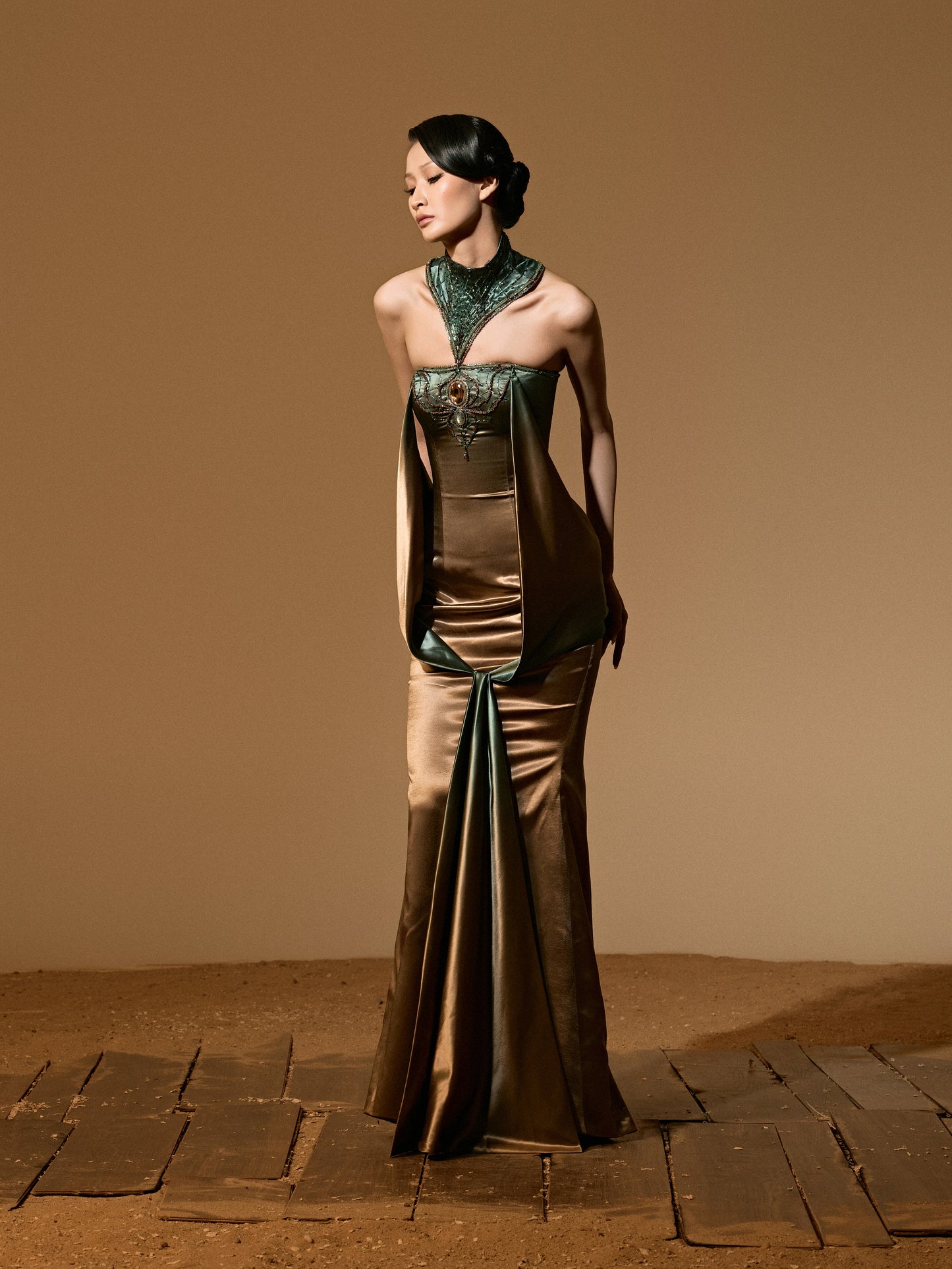 AURUM VERBUM GOWN